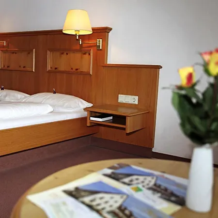 Krone Roggenbeuren Hotel *